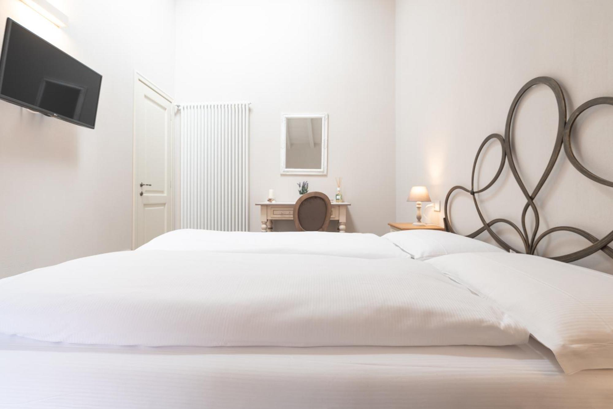 Antico Borgo B&B Cannobio Oda fotoğraf